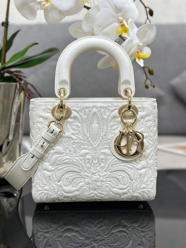 ELE - Dir Bags - 1206
