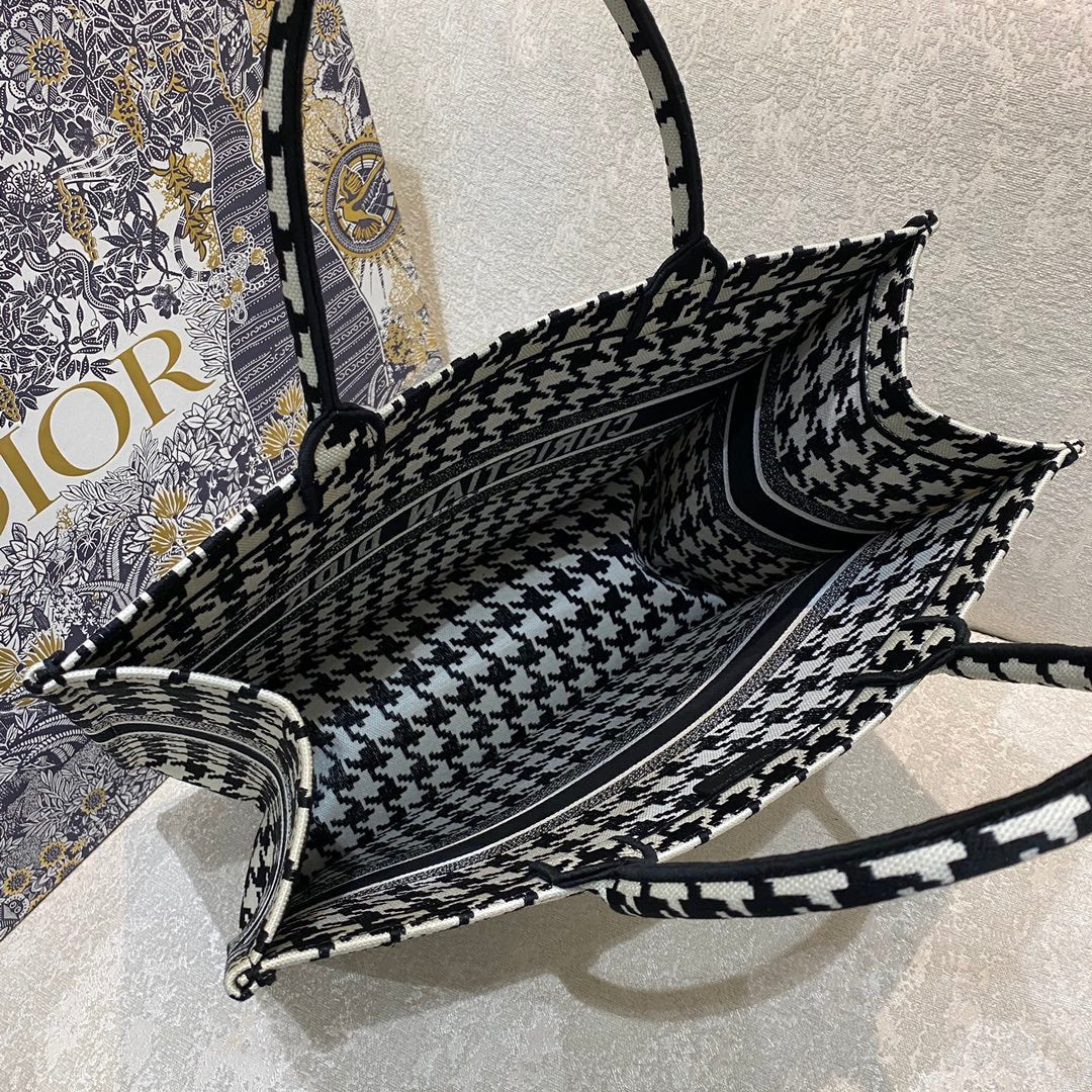 GLAMI Large Book Tote Black Houndstooth Embroidery, Black/White, For Women WomenÃ¢â‚¬â„¢s Handbags, Shoulder Bags, 42cm CD