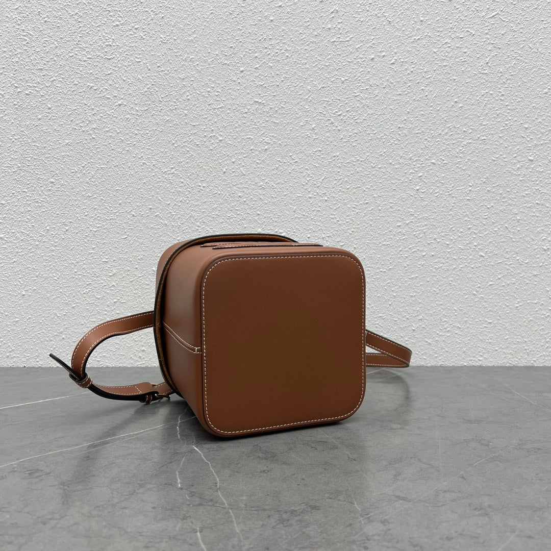 GLAMI MeGLAMIum Box Cuir Triomphe Tan For Women 6in/16cm 199253DU3.04LU