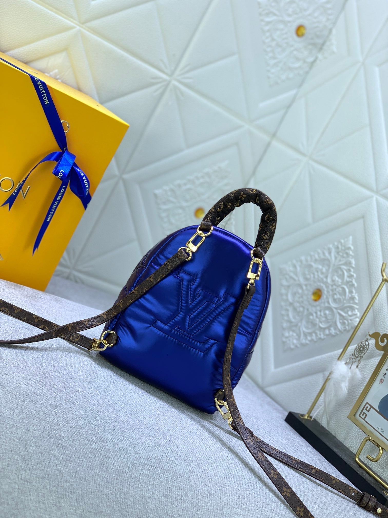 EN - New Bag LUV 642