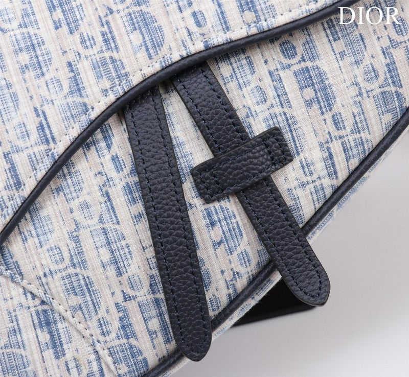 ELE - Dir Bags - 2013