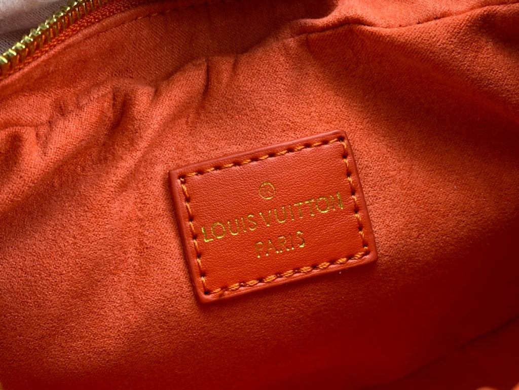 EN - Luxury Bags LUV 763