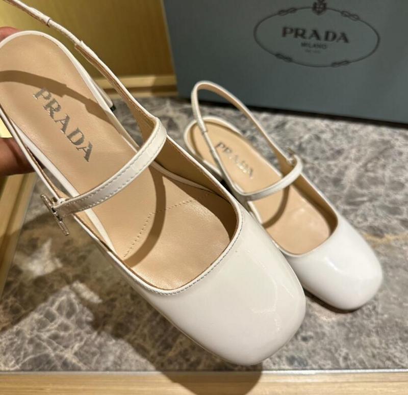 GlamyWomen Shoes - 223