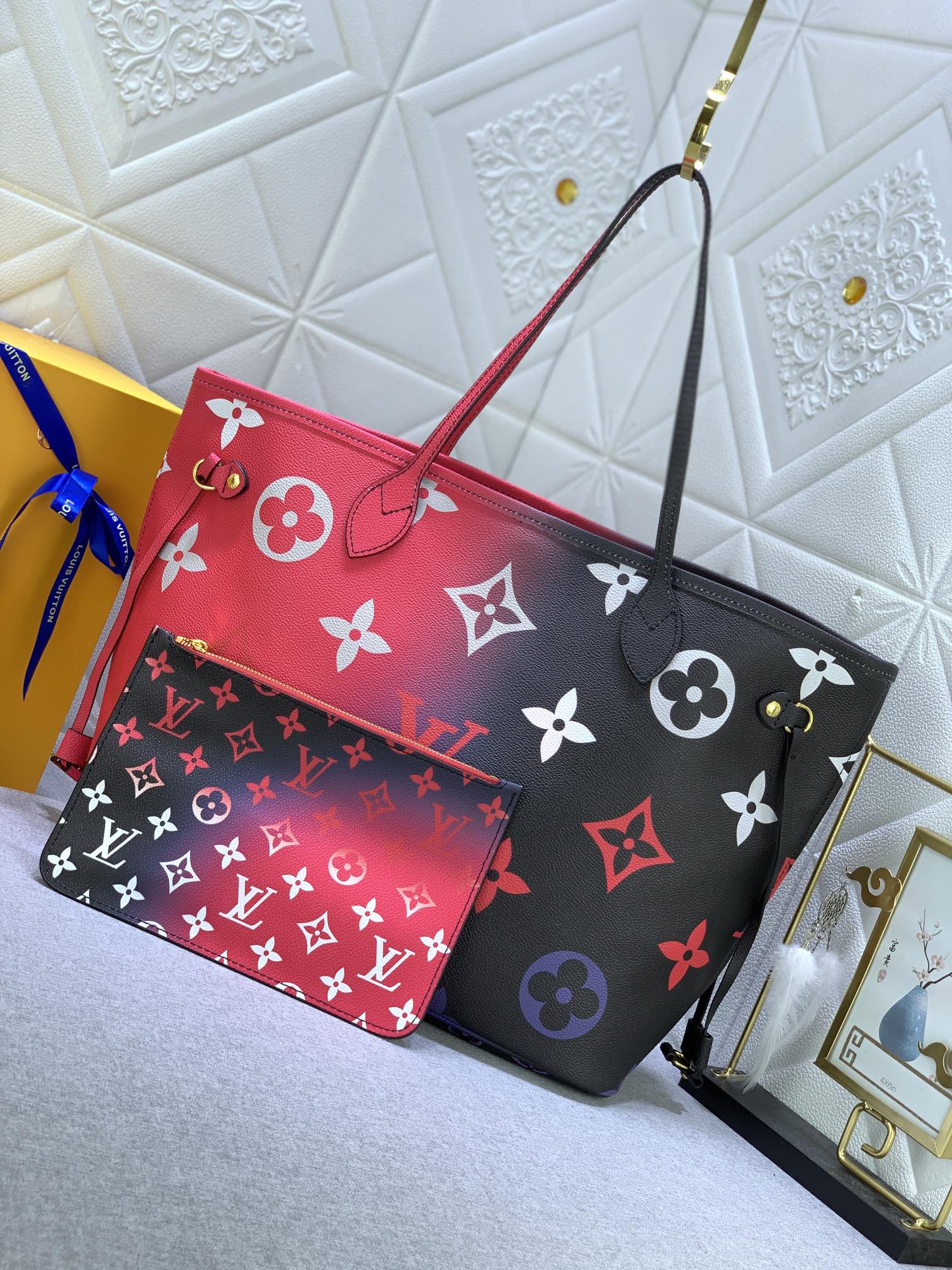 EN - New Bag LUV 649