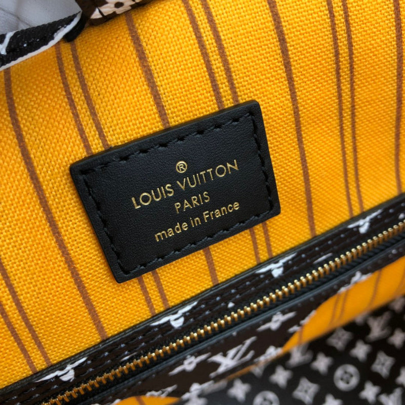 LOV2 Bags - Luxurious Bags  1923