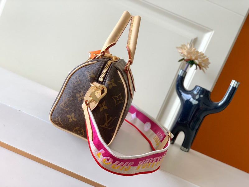 Glamy - LOV Bags - 670