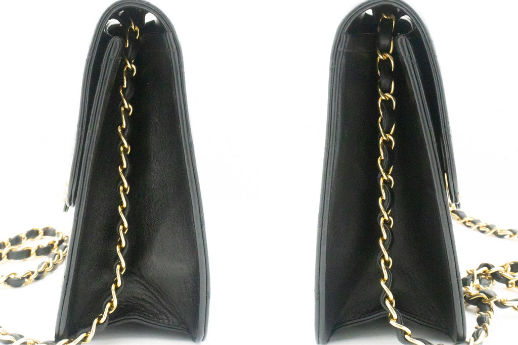 CHANEL Chain Shoulder Bag Clutch Black Quilted Flap Lambskin Purse k11