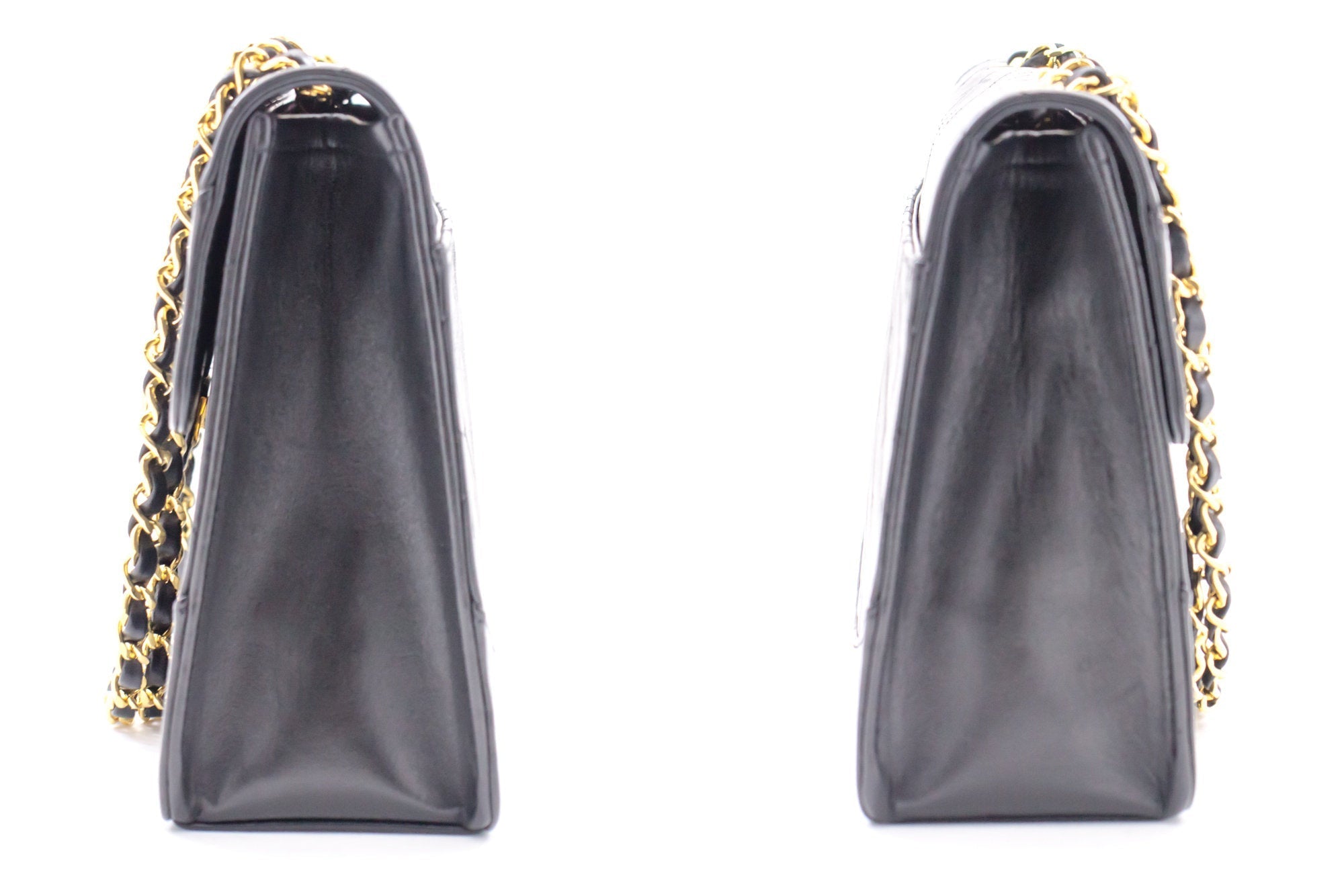 CHANEL Vintage Classic Chain Shoulder Bag Black Quilted Flap Lamb i93