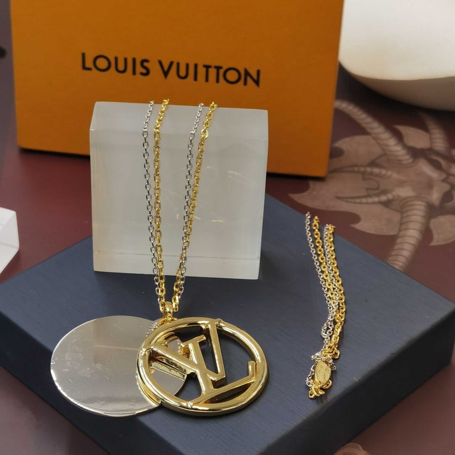 EN - Lux Necklace LUV030