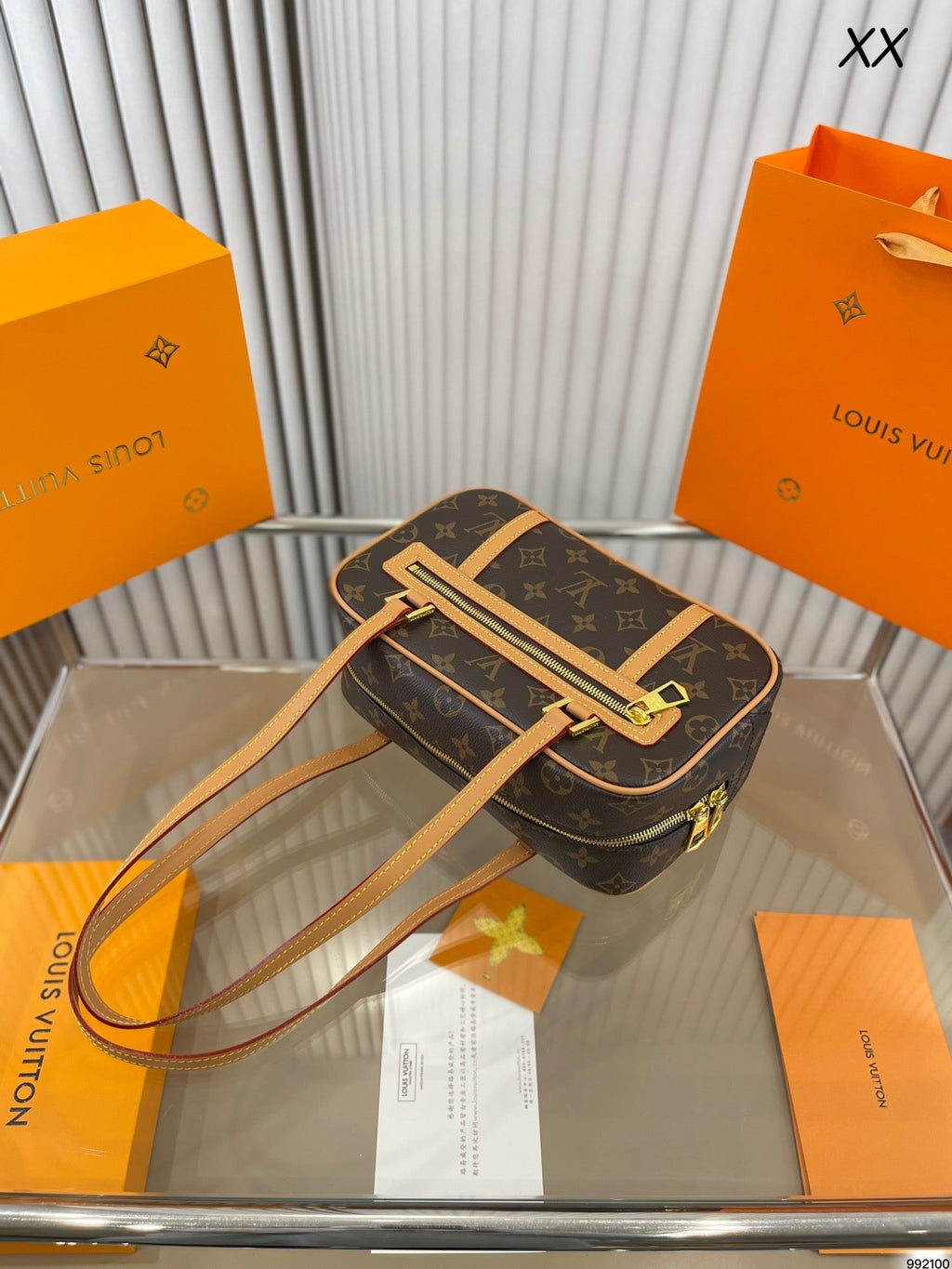 EN - New Lux Bags LUV 551