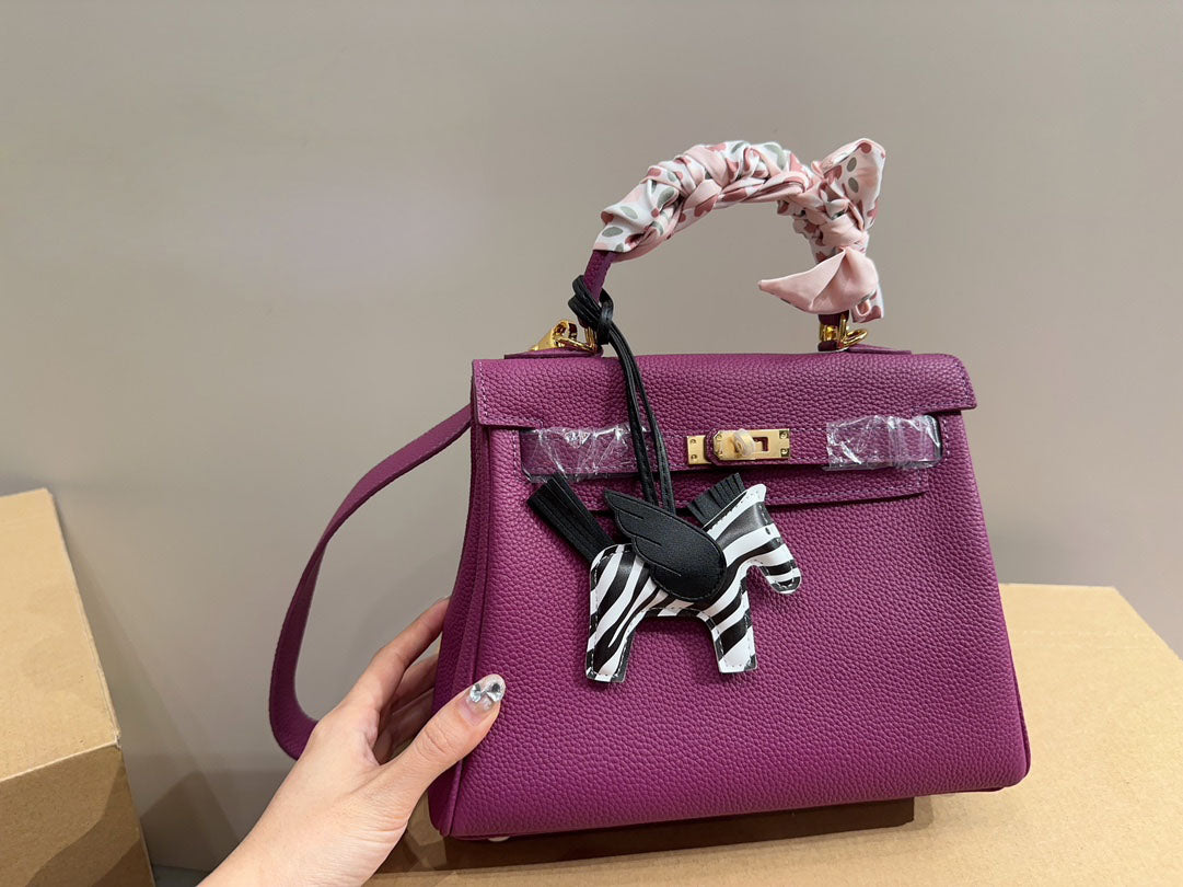 EN - New Arrival Bags HM 130
