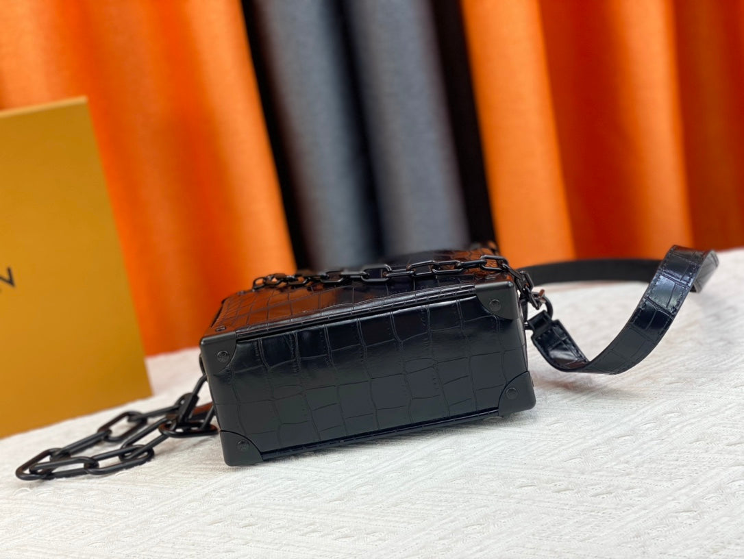 EN - Luxury Bags LUV 741