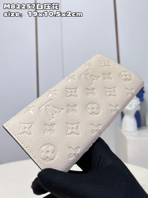 Glami-i LOV Wallets - 184