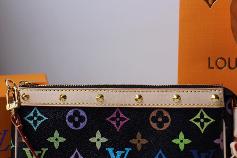 LOV2 Bags - Luxurious Bags  1692