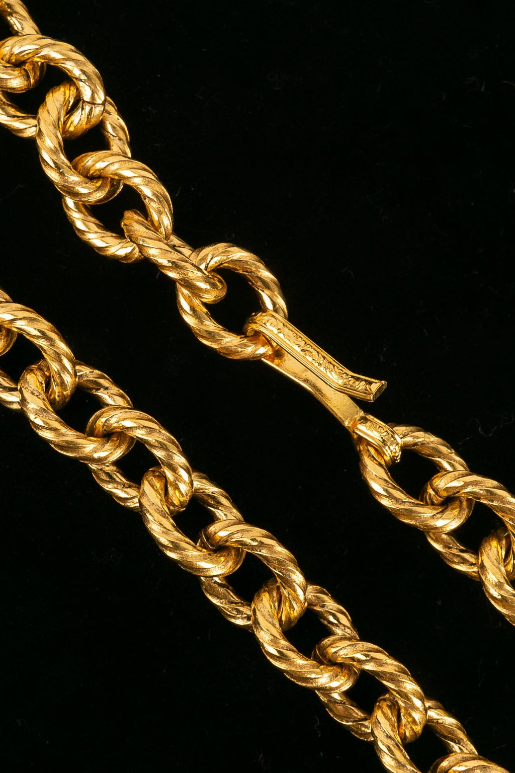 Collier Chanel