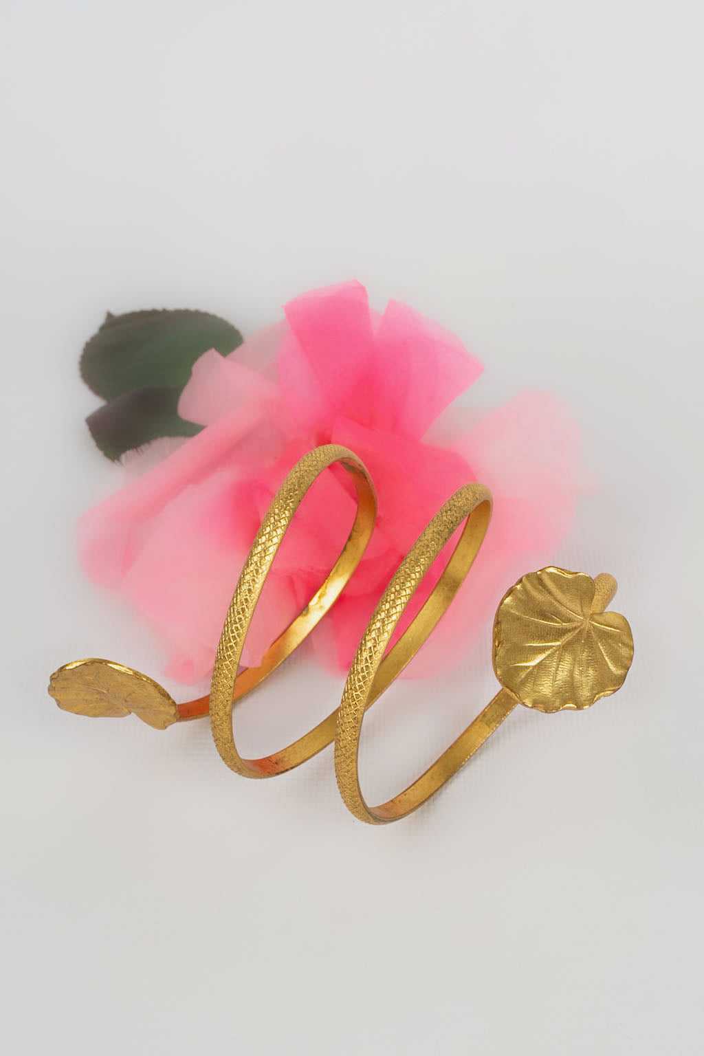 Bracelet de thÃƒÆ’Ã‚Â©ÃƒÆ’Ã‚Â¢tre en mÃƒÆ’Ã‚Â©tal dorÃƒÆ’Ã‚Â©