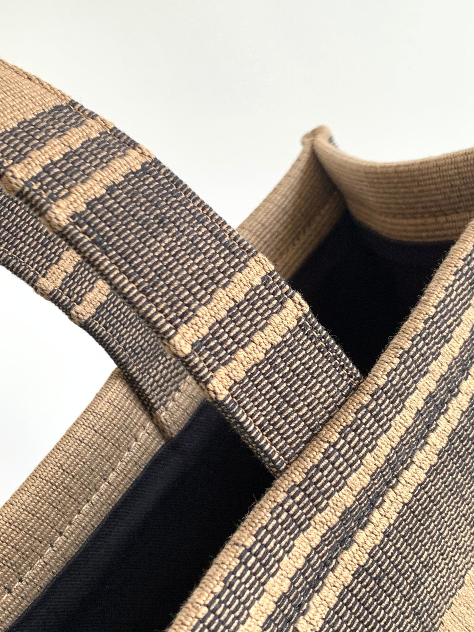GLAMI Large Cabas Thais In Textile With Triomphe Beige/Black For Women 16in/41cm 196762EGH.02BL