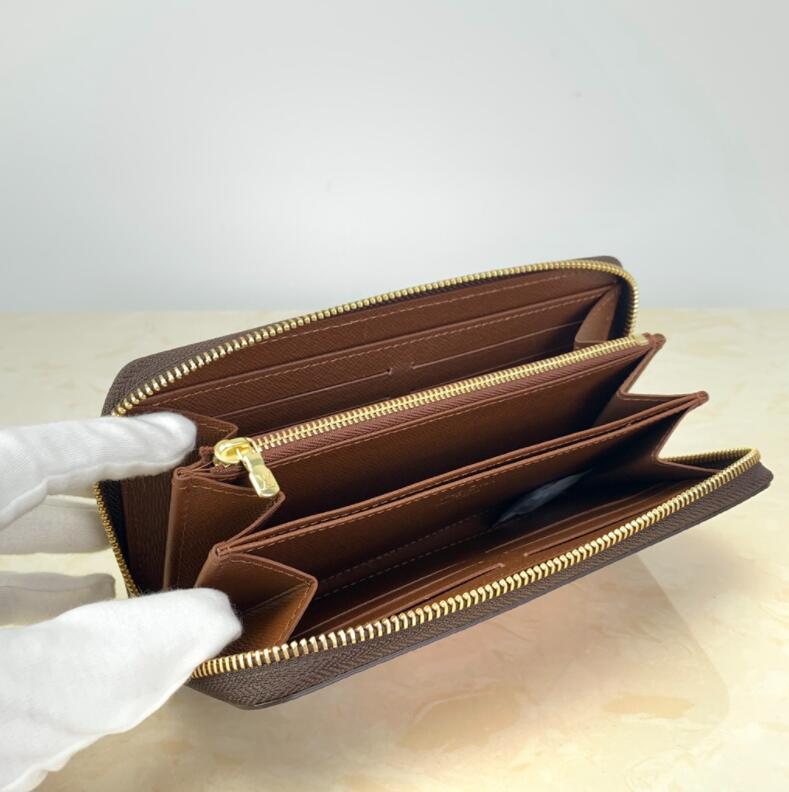 SAMC - Mix Wallets - 114