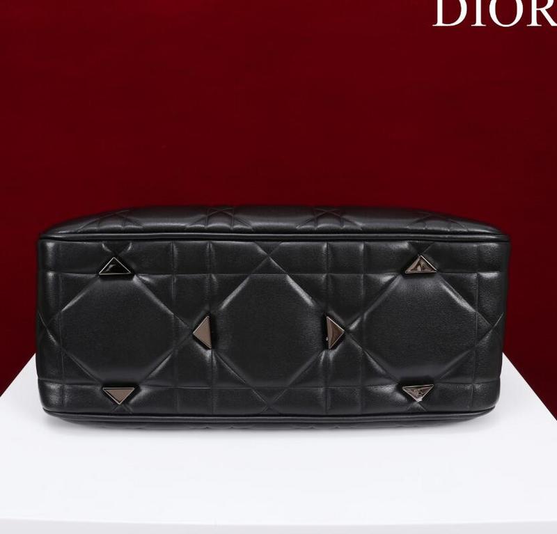 SAMCC - DOR Bags - 094