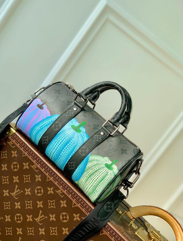 SAMC - LOV Bags - 1229