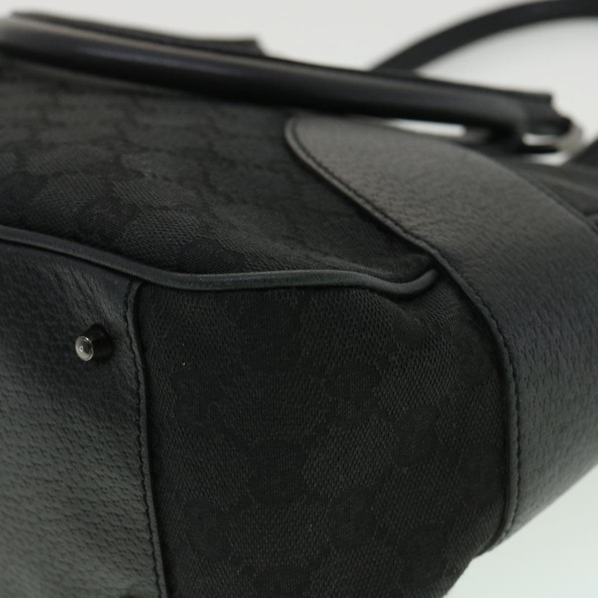 GUCCI GG Canvas Shoulder Bag Black ac1349