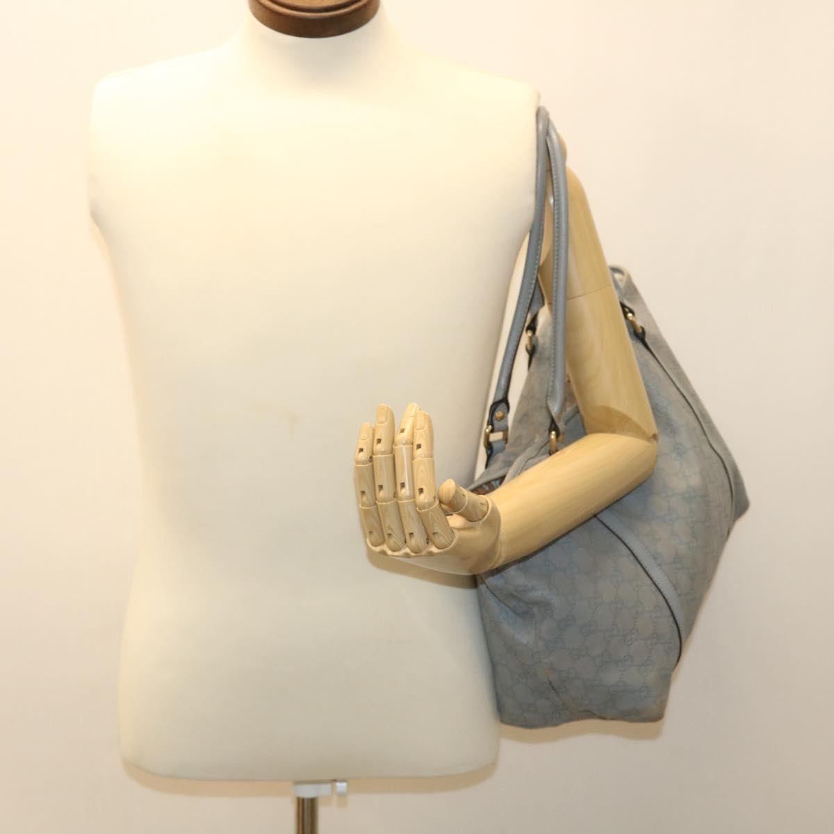 GUCCI GG Canvas Shoulder Bag Leather Light Blue 197953 ac1765