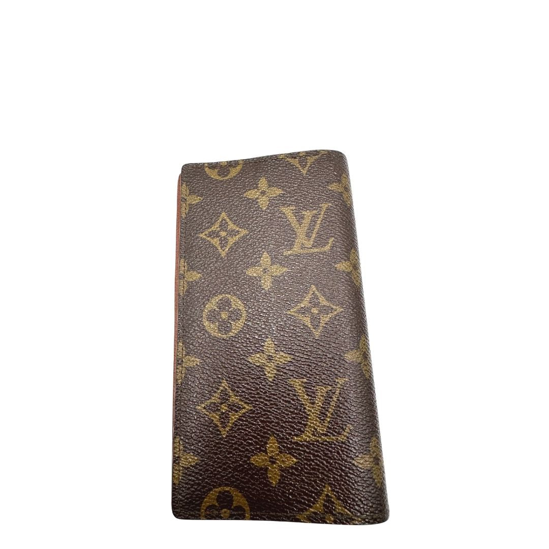 Cover Louis Vuitton
