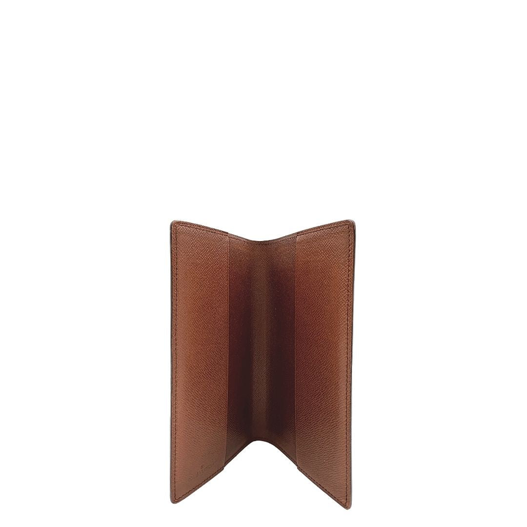 Cover Louis Vuitton