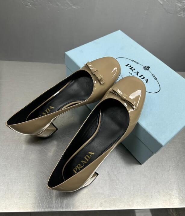 GlamyWomen Shoes - 189