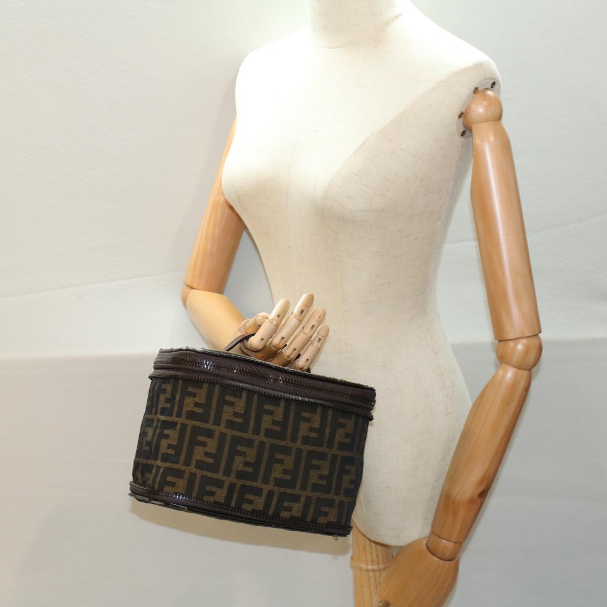 FENDI Zucca Canvas Vanity Cosmetic Pouch Brown ac2172