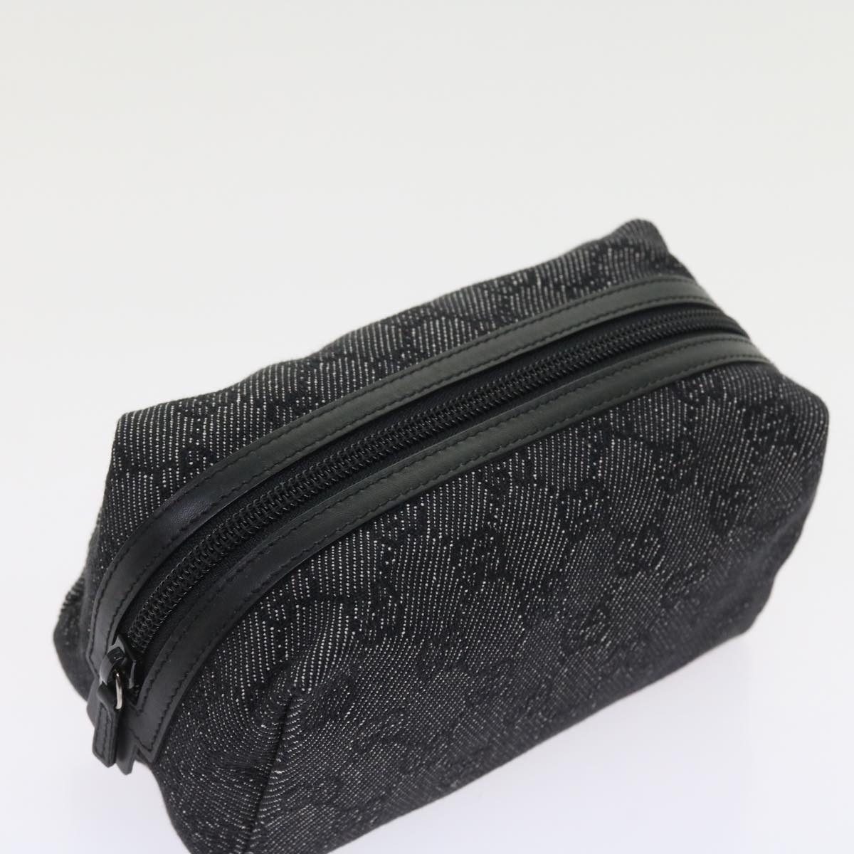 GUCCI GG Canvas Pouch Black 29595 ac2307