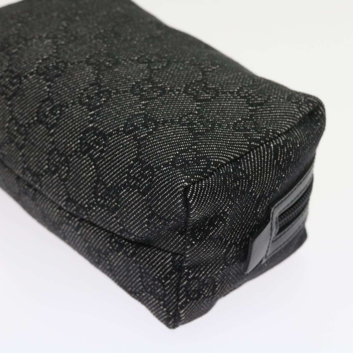 GUCCI GG Canvas Pouch Black 29595 ac2307