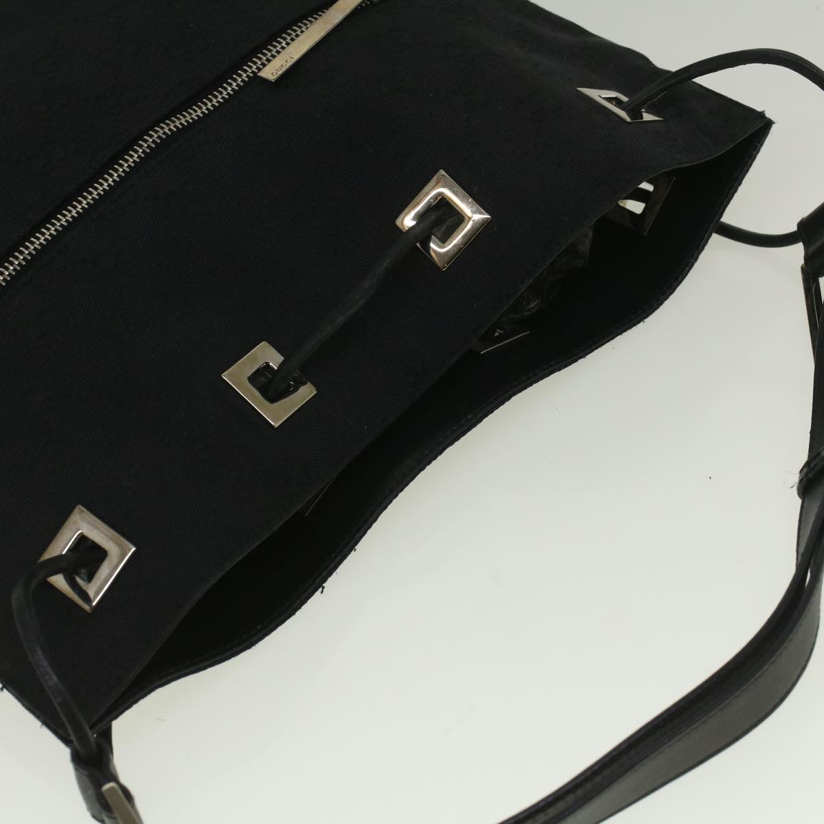 GUCCI GG Canvas Shoulder Bag Black 001 4021 3444 ac2470