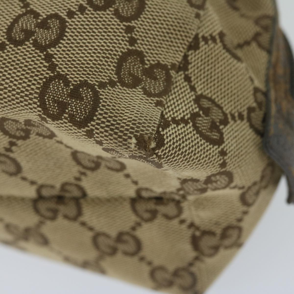 GUCCI GG Canvas Pouch Beige 29595 ac2497
