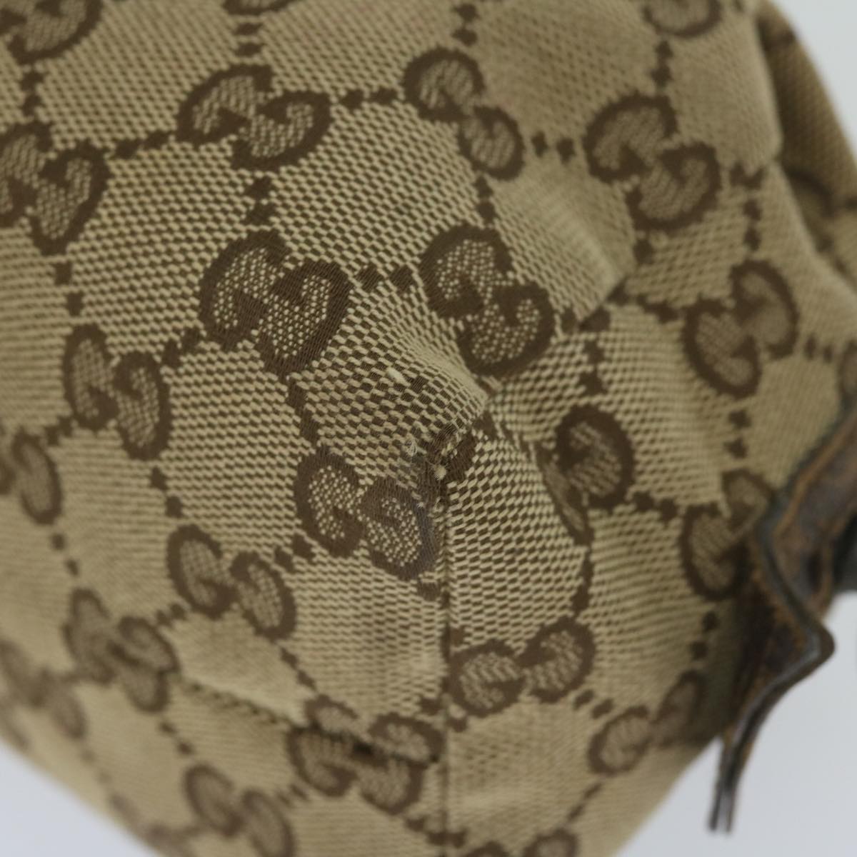 GUCCI GG Canvas Pouch Beige 29595 ac2497