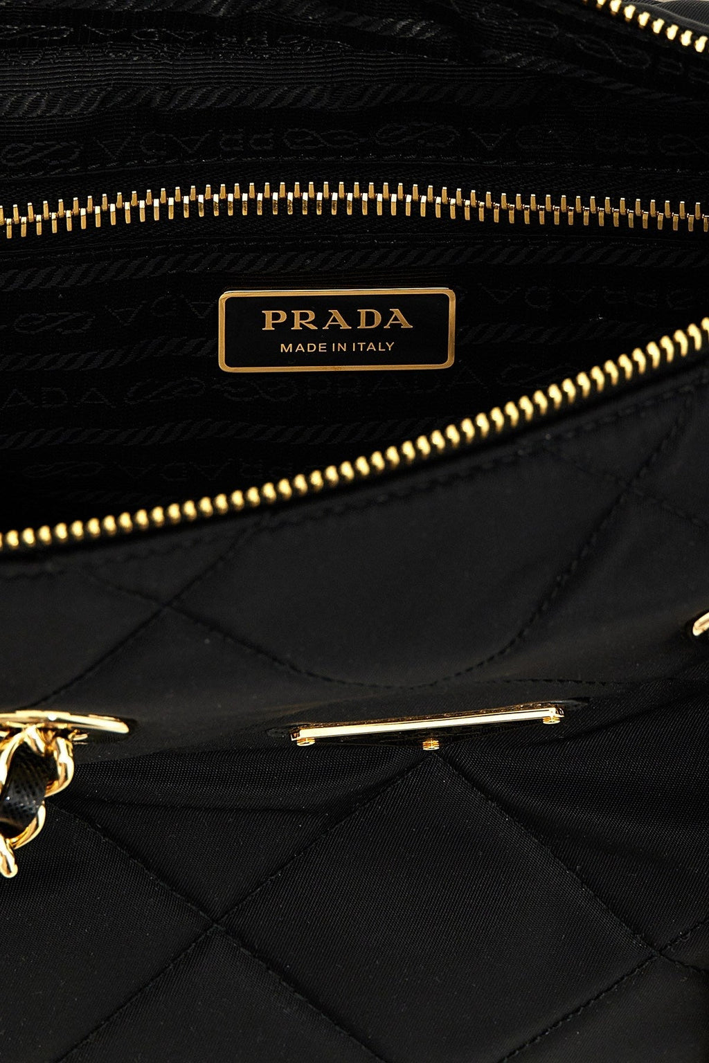 Prada Women 'Prada Re-Edition 1995 ChaÃƒÆ’Ã‚Â®ne' Shopping Bag