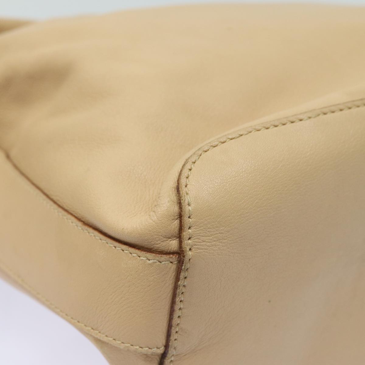 GUCCI Chain Shoulder Bag Leather Beige 001 3874 ac3127