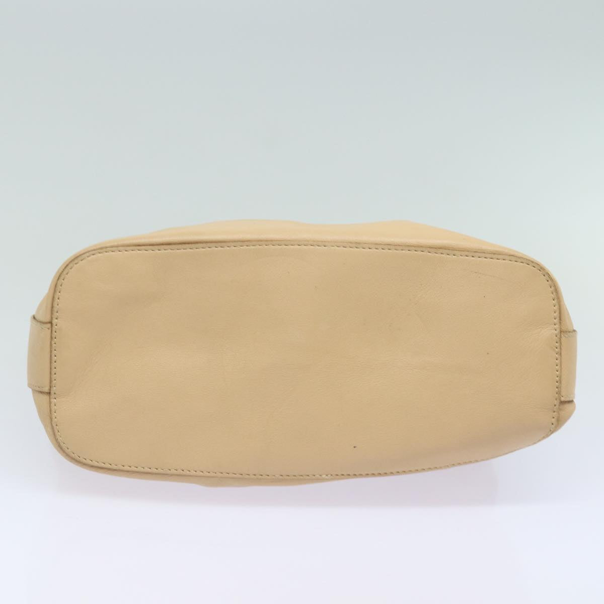 GUCCI Chain Shoulder Bag Leather Beige 001 3874 ac3127