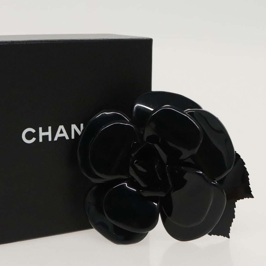 CHANEL Brooch plastic Black CC ac3342