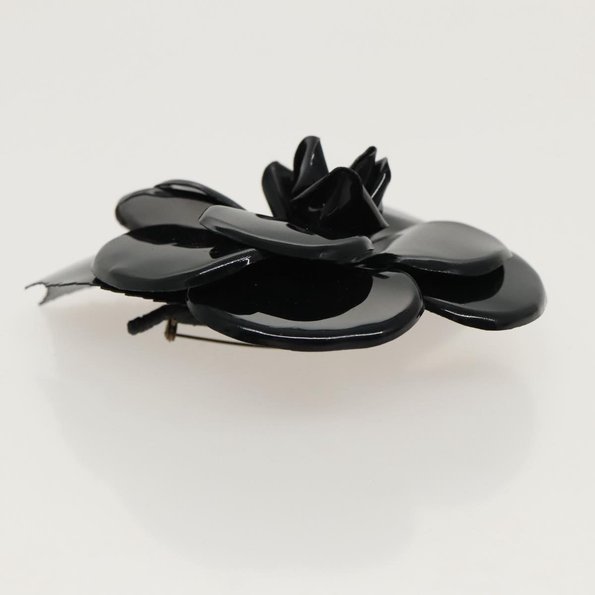 CHANEL Brooch plastic Black CC ac3342