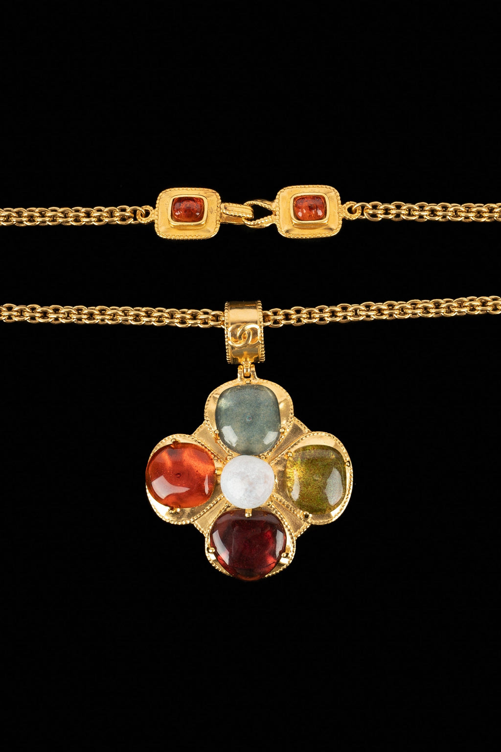 Collier pendentif Chanel 1997