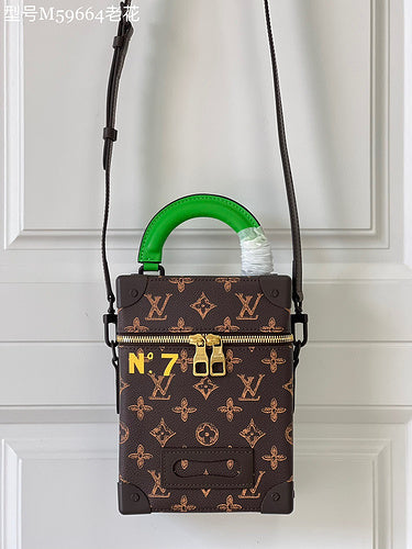 Fashion Lu-Vi bags - 2600