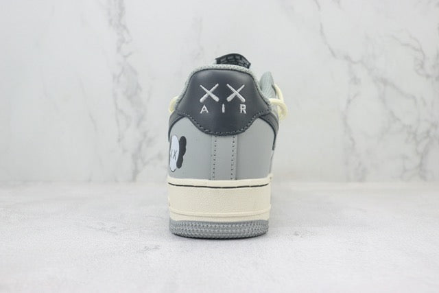Designer Air ForGLAMI 1 Low x KAWS KS6868-666