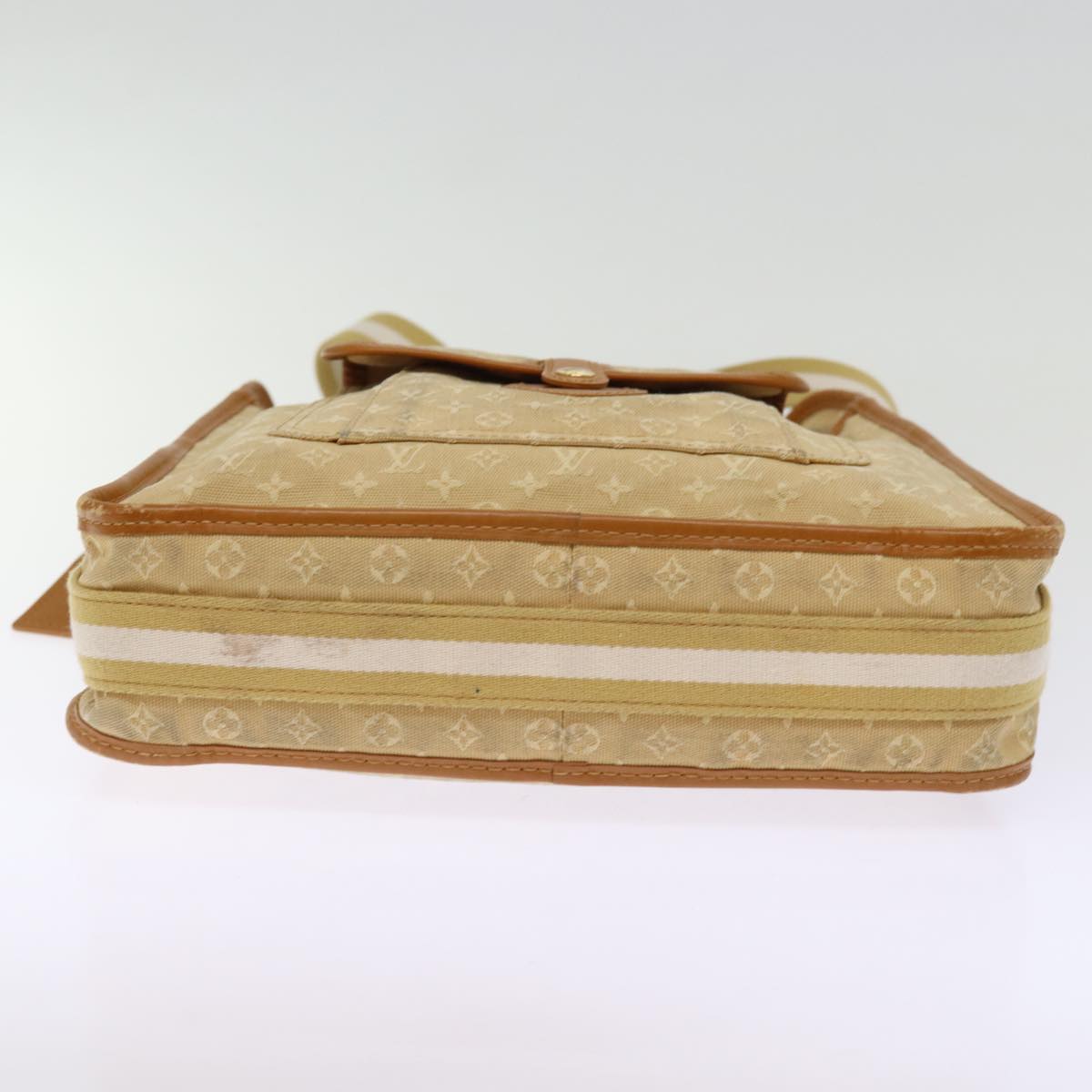 Louis Vuitton Mary Kate Shoulder Bag