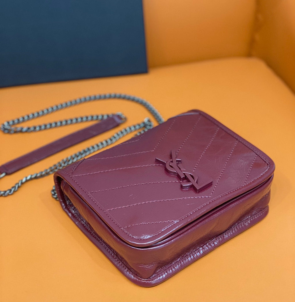 GLAMI Niki Wallets On Chain Burgundy For Women 7.5in/19cm