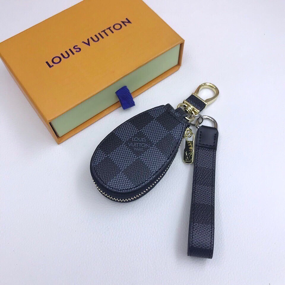EN - Lux Keychains LUV 026