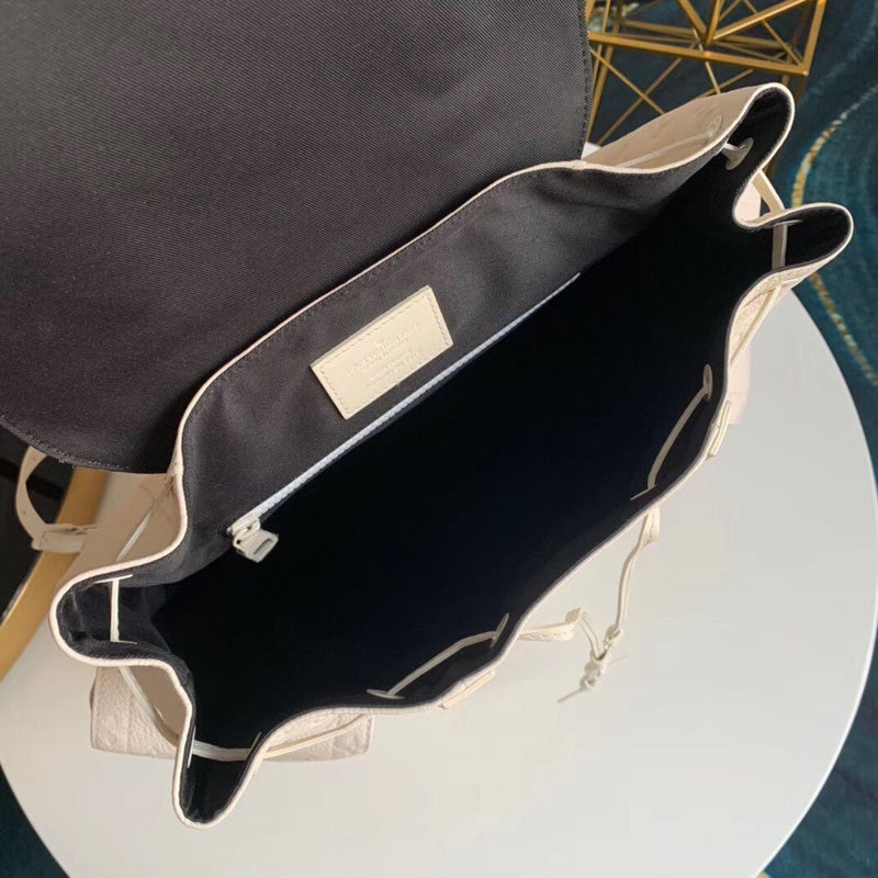LOV2 Bags - Luxurious Bags  1911