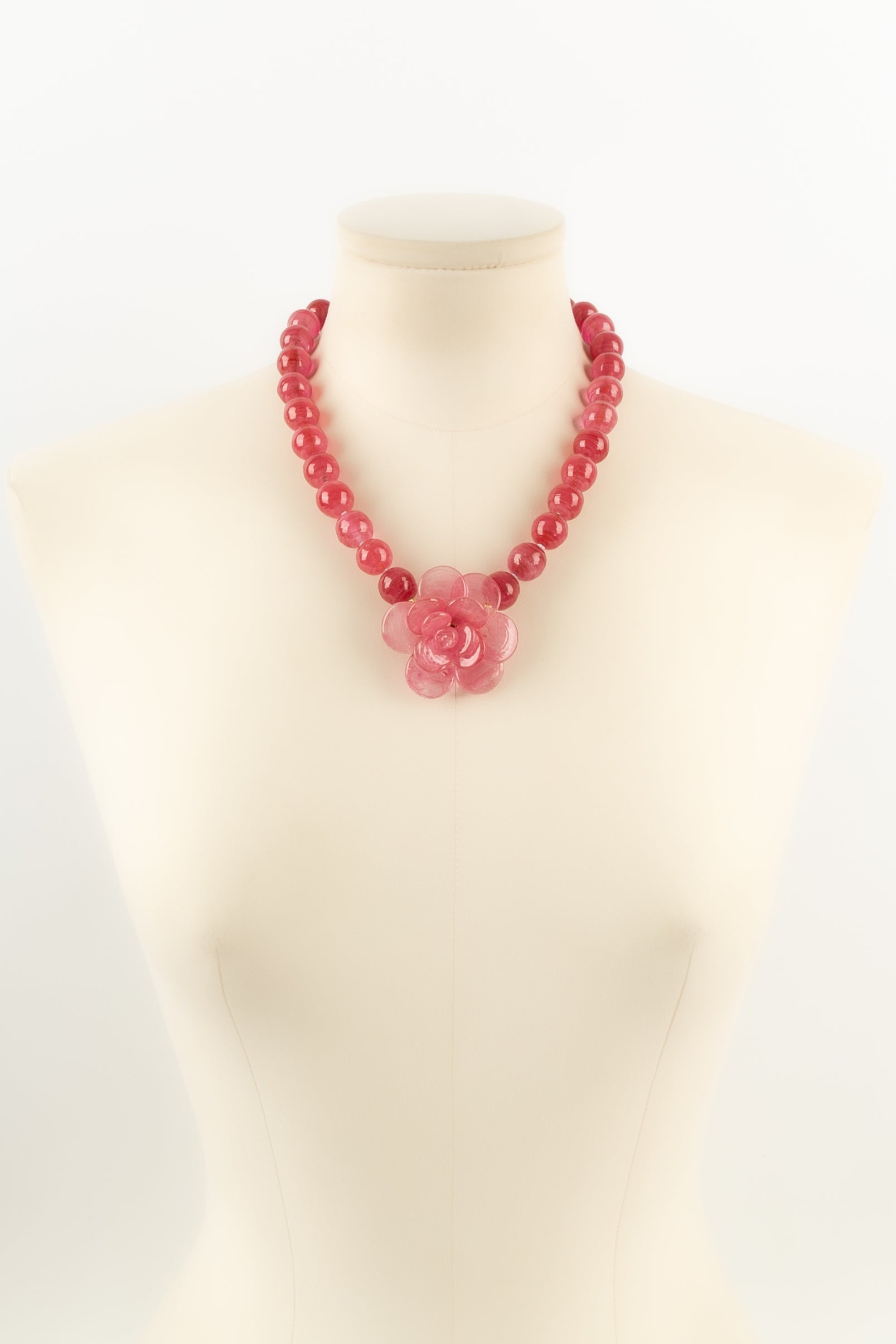Collier camÃƒÆ’Ã‚Â©lia rose Augustine