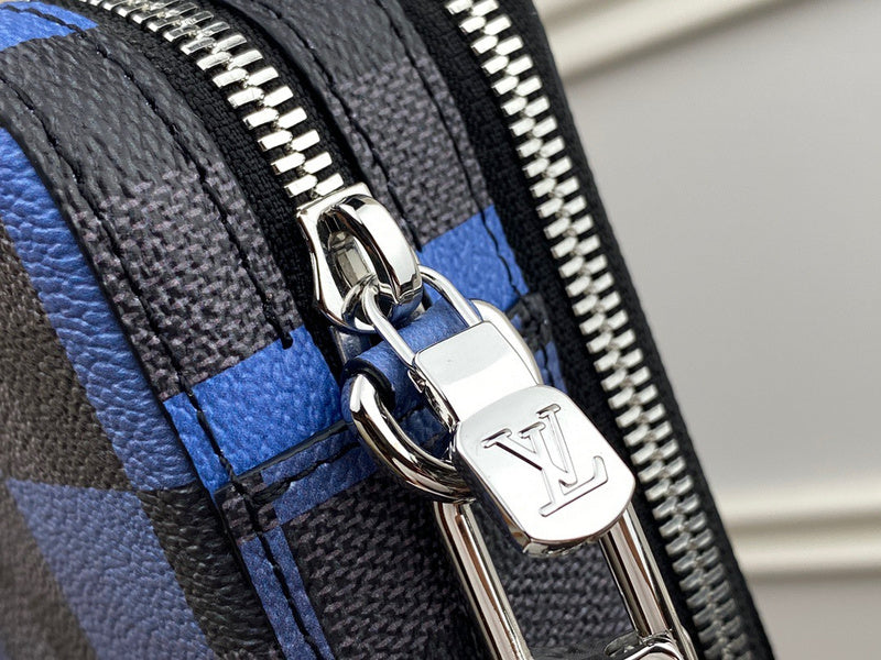 LOV2 Bags - Luxurious Bags  1670