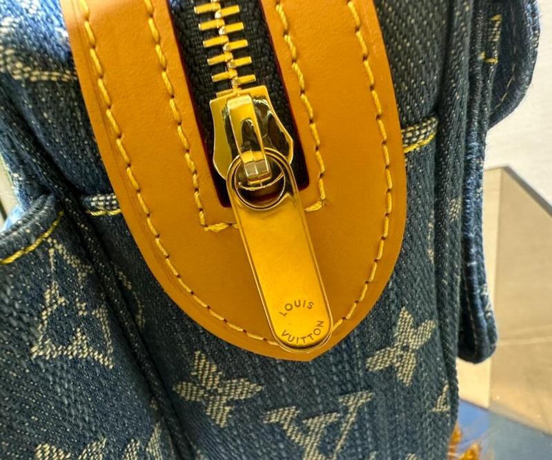SAMC - LOV Bags - 1436